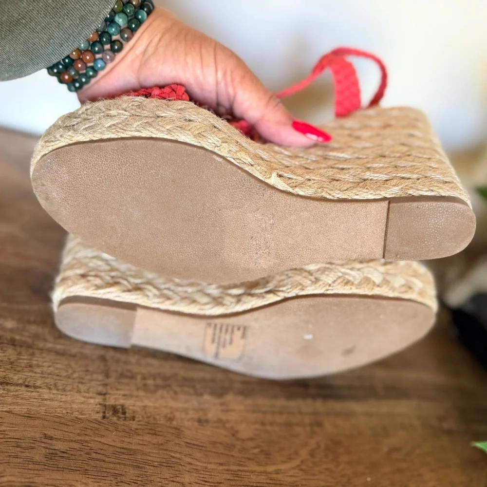 Steve Madden Manngo Wedge Sandal Womens 8 Coral Red Macrame Espadrille Boho Heel